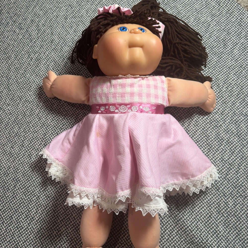 Cabbage Patch Kids Doll Pink Gingham Dress Brown Yarn Hair Blue Eyes